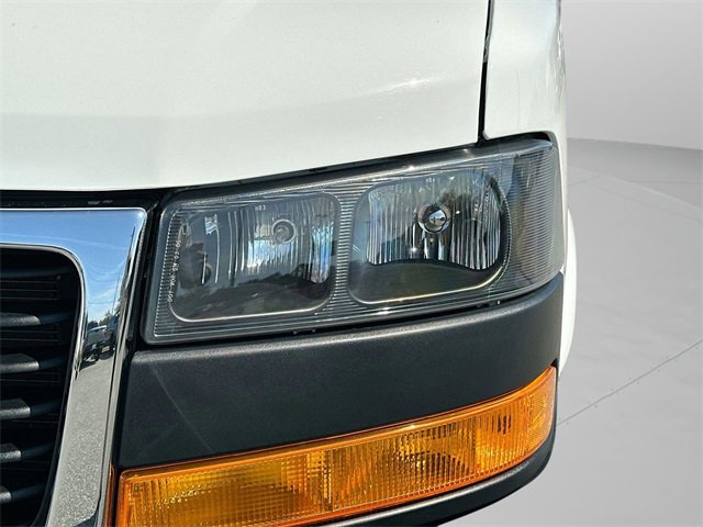 Used 2024 GMC Savana 2500 w/ Driver Convenience Package image 7