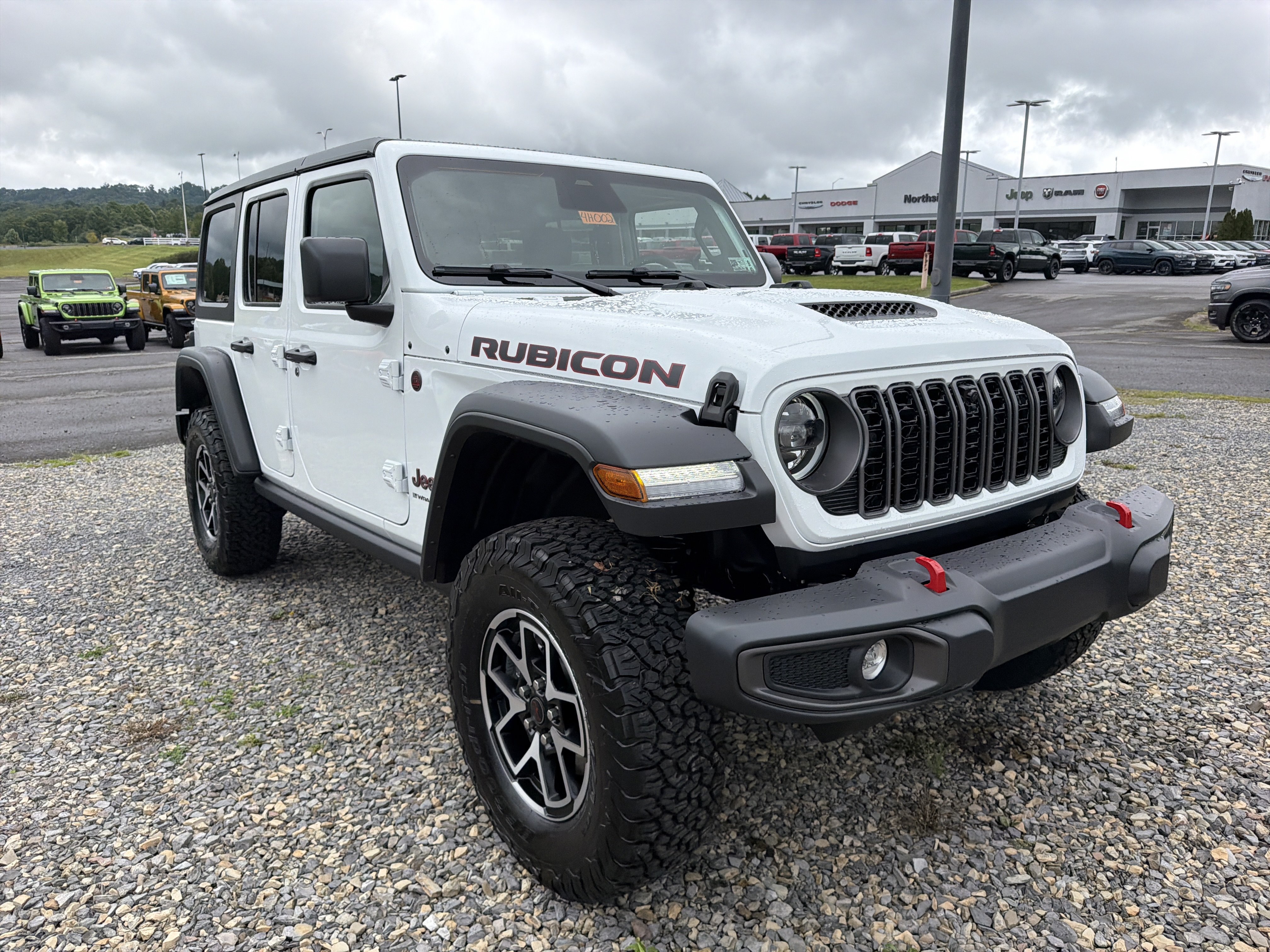 New 2027 Jeep Wrangler Unlimited Rubicon AWD/4WD image 3