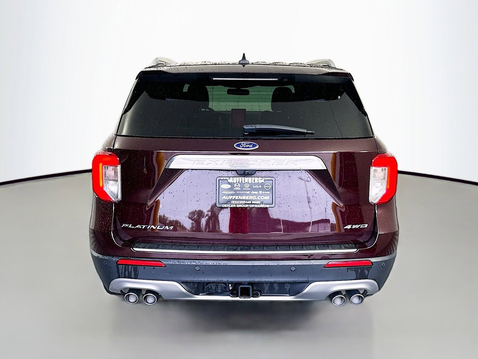 Used 2023 Ford Explorer Platinum w/ Technology Package AWD/4WD image 6