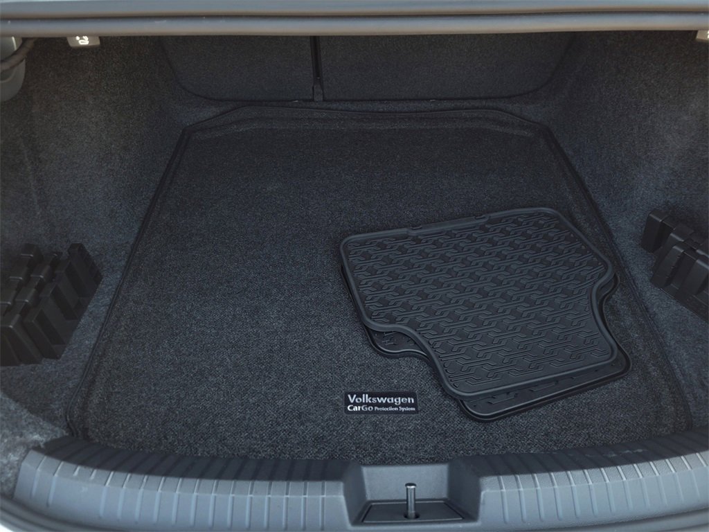 Certified 2024 Volkswagen Jetta S image 21