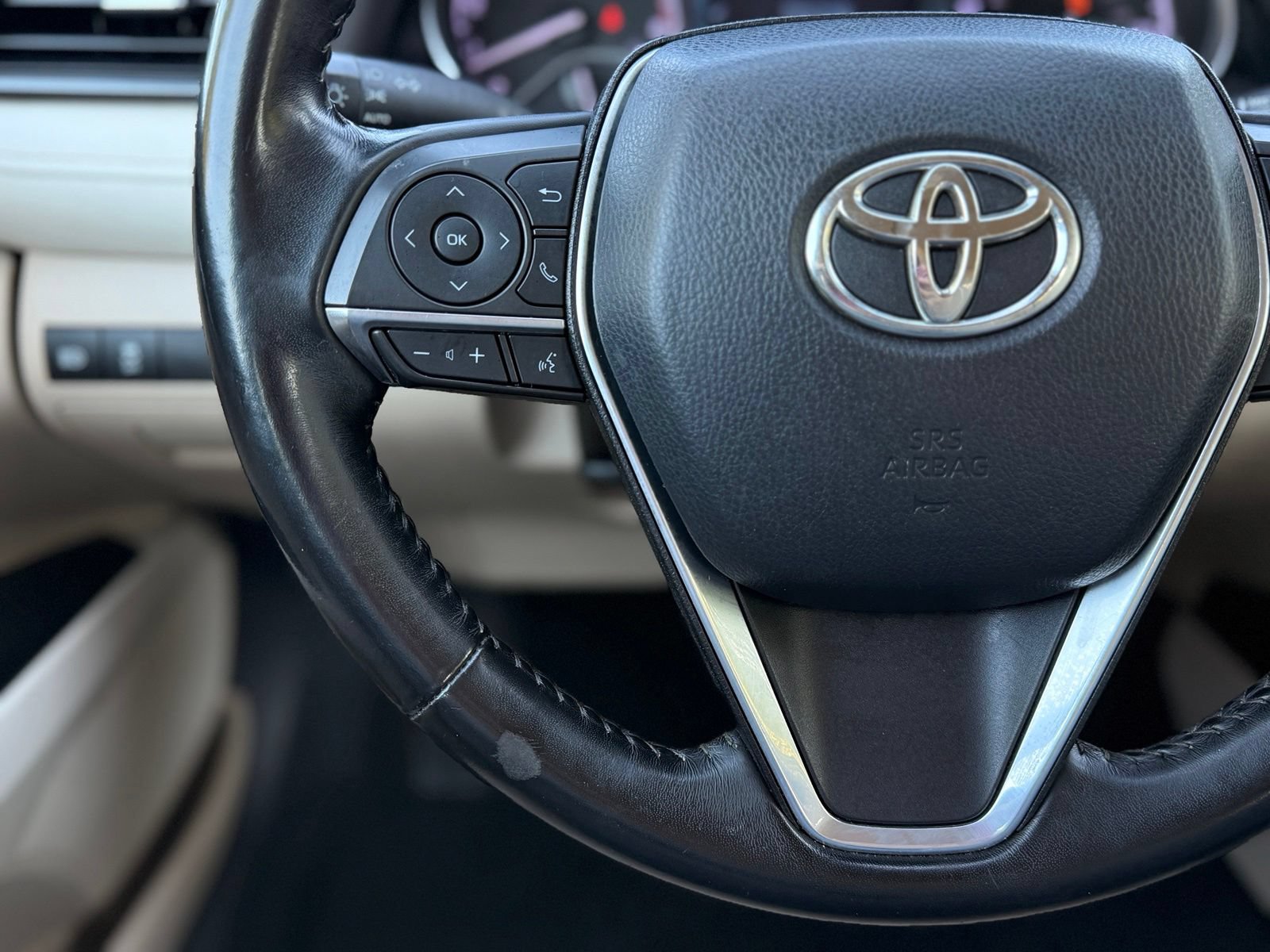 Used 2019 Toyota Camry XLE w/ Carpet Mat Package FWD image 25