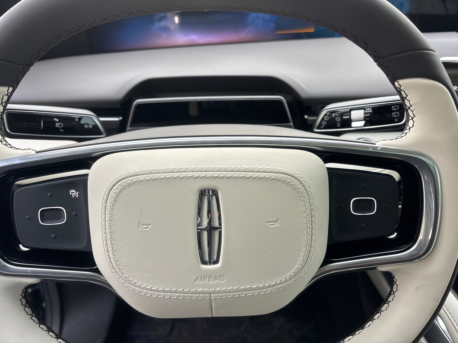 New 2026 Lincoln Nautilus Black Label image 16