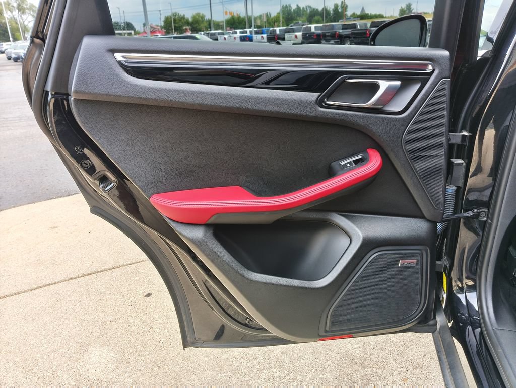 Used 2017 Porsche Macan S AWD/4WD image 24