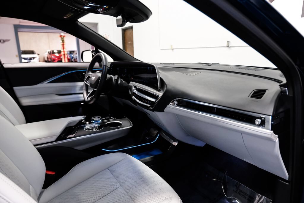 Used 2024 Cadillac Lyriq Sport w/ LPO, Floor Liner Package RWD image 15
