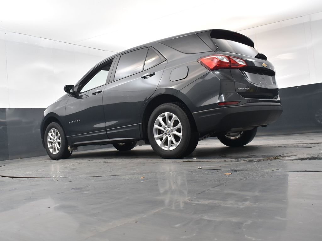 Used 2021 Chevrolet Equinox LS w/ LS Convenience Package image 22