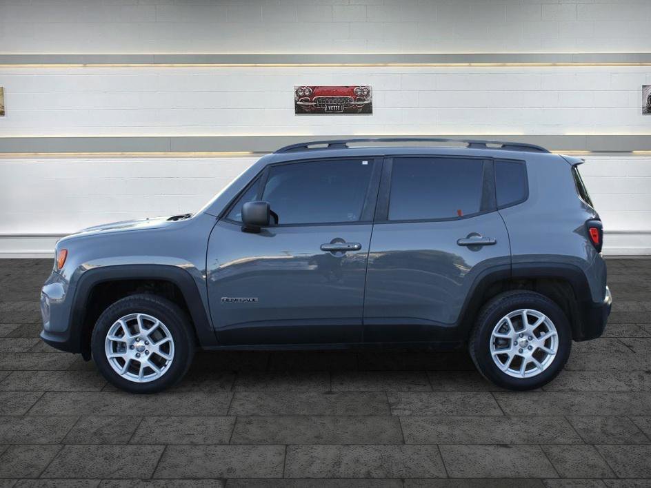 Used 2020 Jeep Renegade Sport w/ Sport Appearance Group AWD/4WD image 4