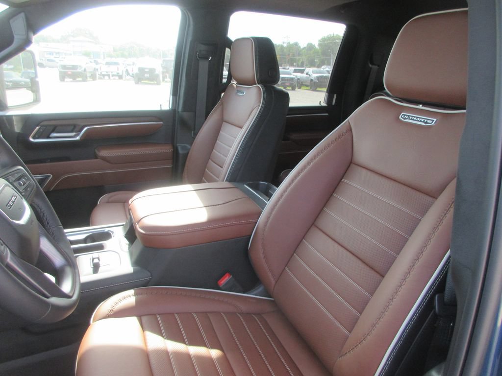New 2026 GMC Sierra 2500 Denali Ultimate AWD/4WD image 13