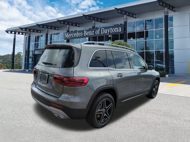 New 2026 Mercedes-Benz GLB 250 image 4
