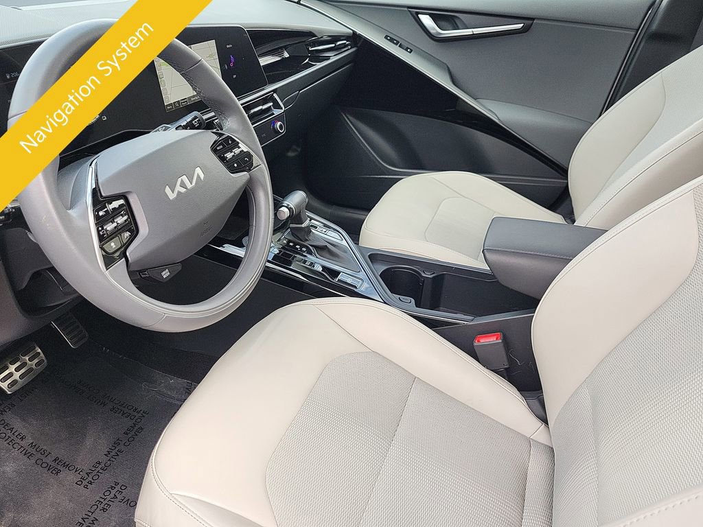 Certified 2023 Kia Niro EX Touring image 9