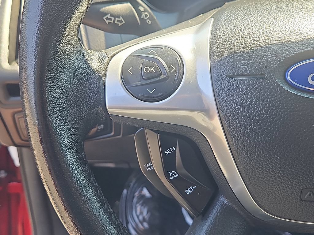 Used 2014 Ford Focus SE w/ Equipment Group 201A FWD image 20