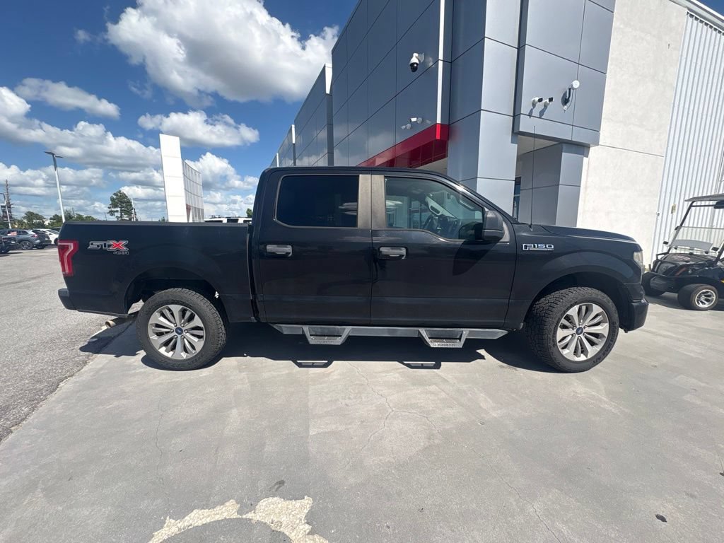 Used 2017 Ford F150 XL w/ Equipment Group 101A Mid AWD/4WD image 7