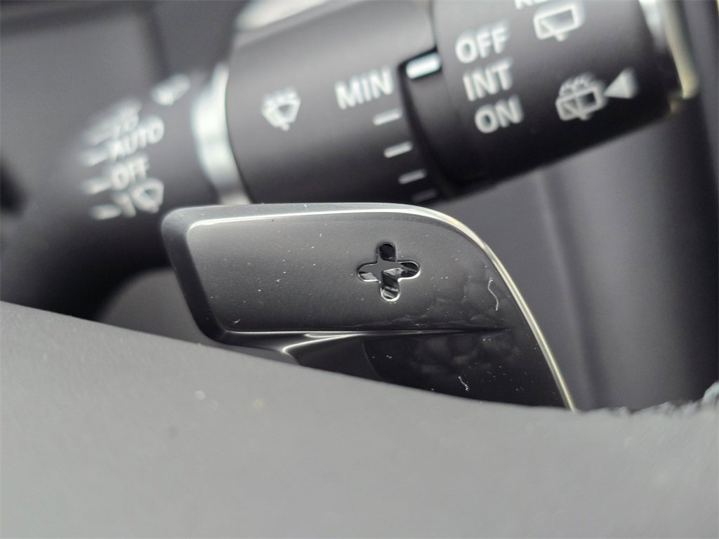 New 2026 Land Rover Range Rover Velar Dynamic SE image 17