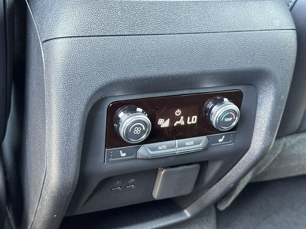 New 2026 GMC Acadia AT4 w/ Luxury Package AWD/4WD image 25