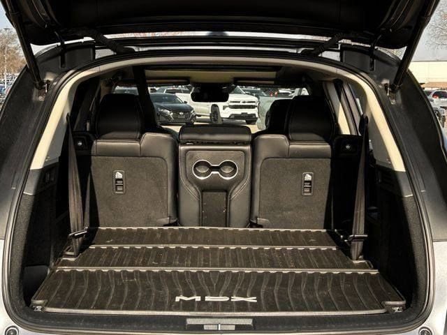 Used 2024 Acura MDX SH-AWD w/ Technology Package image 28
