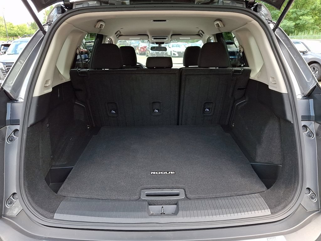 Certified 2023 Nissan Rogue SV AWD/4WD image 30