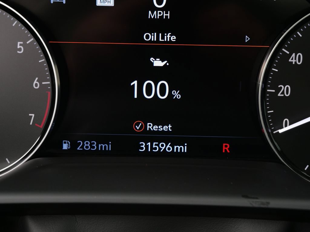 Used 2021 Buick Envision Essence w/ Technology Package I AWD/4WD image 33