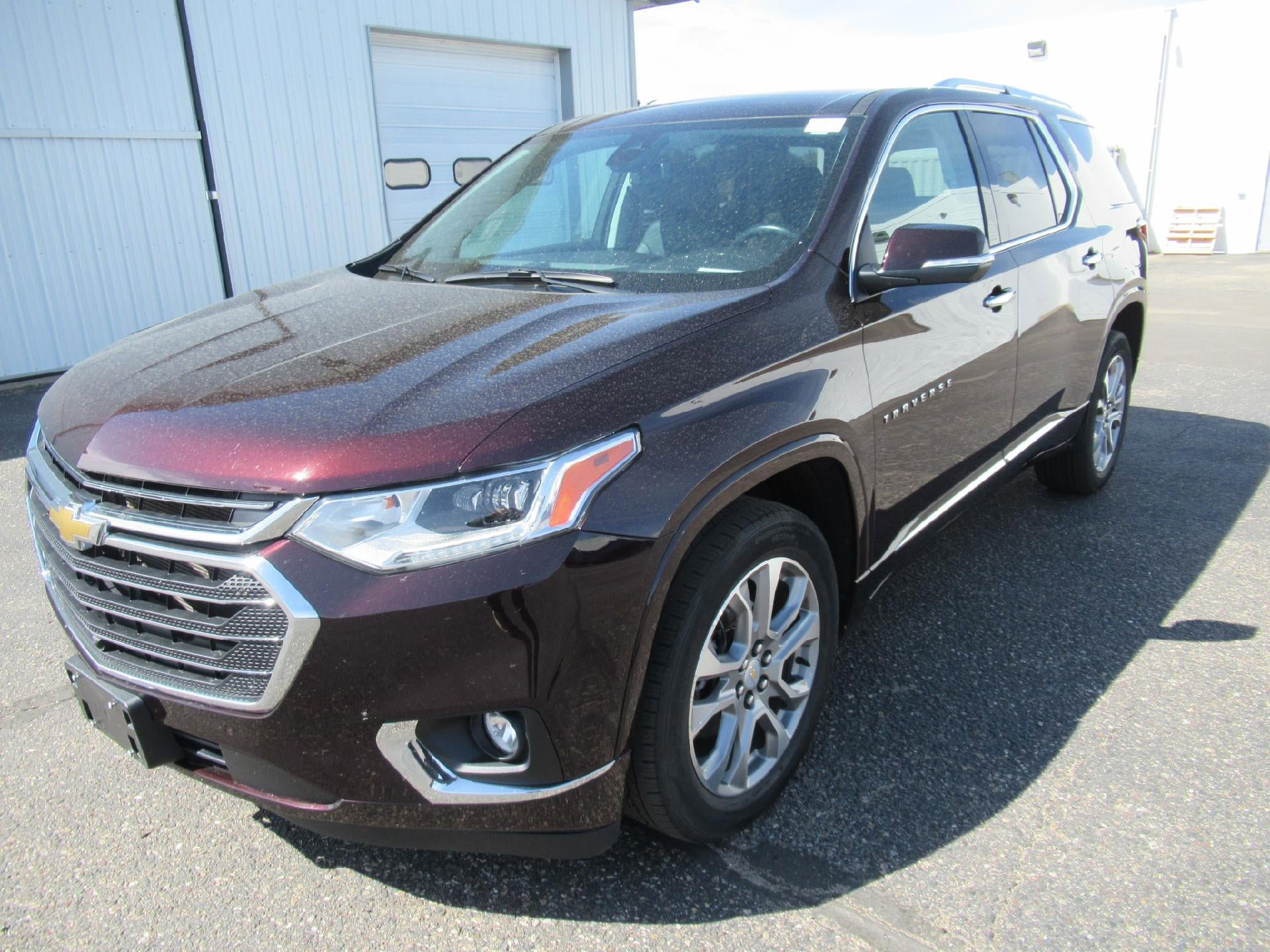 Used 2021 Chevrolet Traverse Premier AWD/4WD image 1