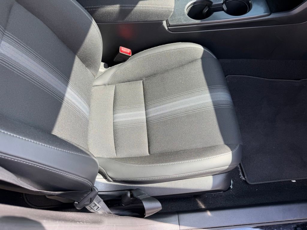 Used 2023 Honda Civic Sport image 16
