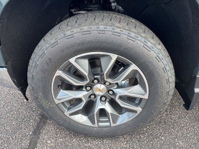 New 2026 Chevrolet Silverado 1500 LT image 9