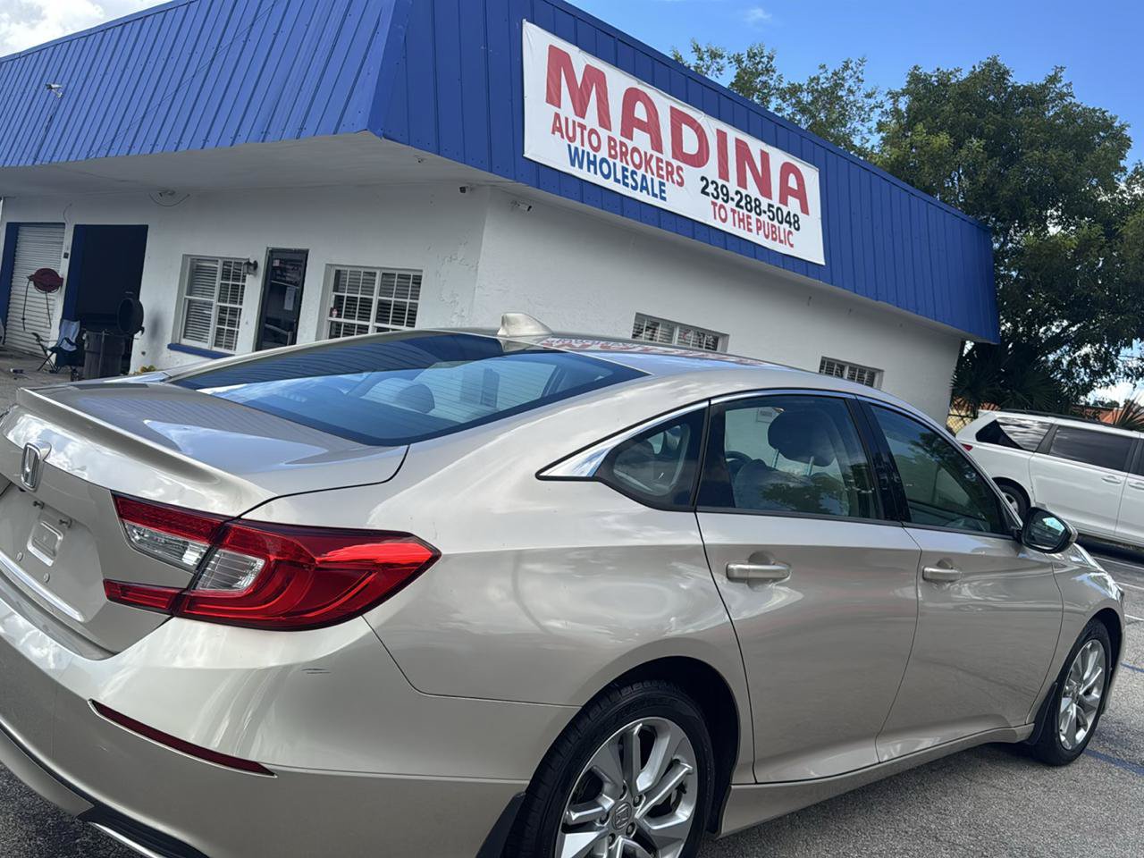 Used 2018 Honda Accord LX image 6