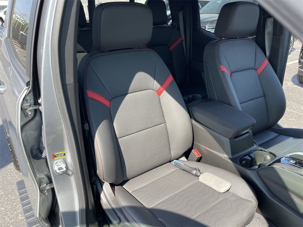 New 2025 Chevrolet Colorado Z71 w/ Technology Package image 24