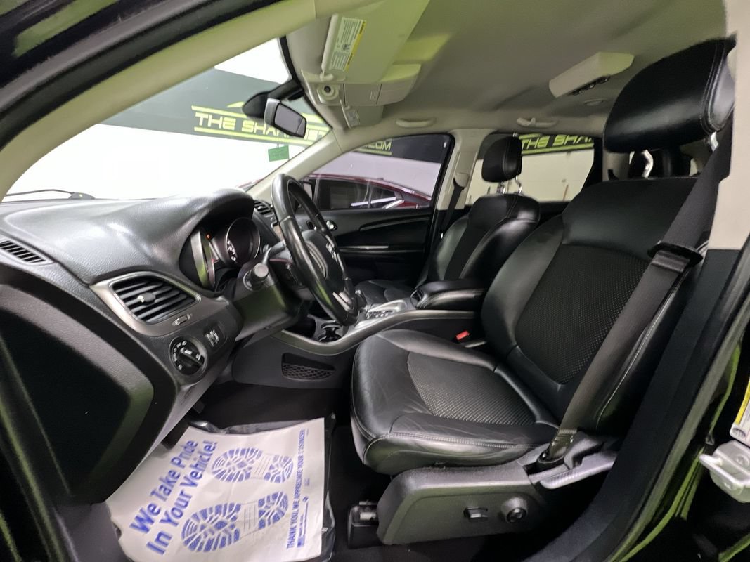 Used 2019 Dodge Journey Crossroad AWD/4WD image 17