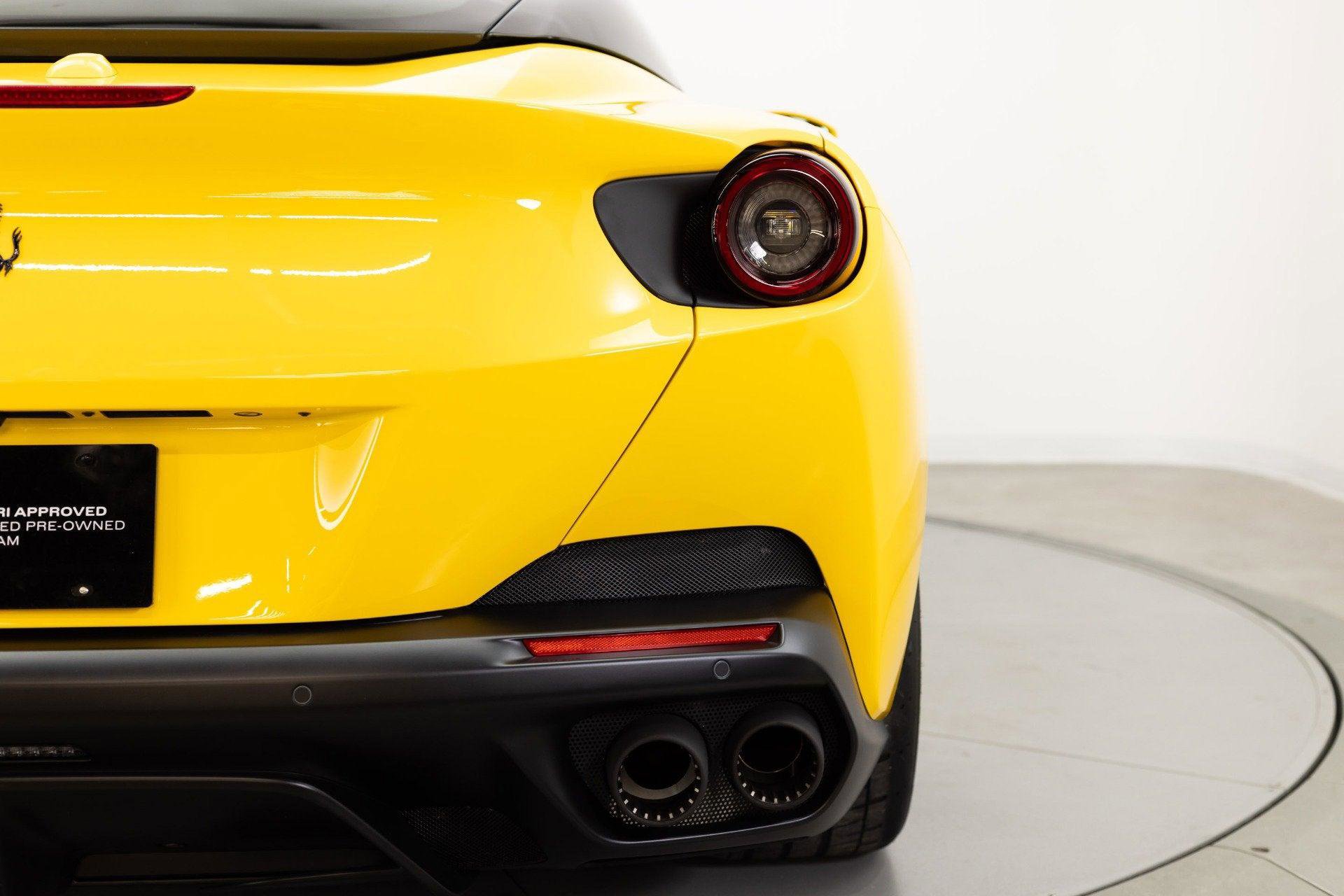 Certified 2020 Ferrari Portofino RWD image 43