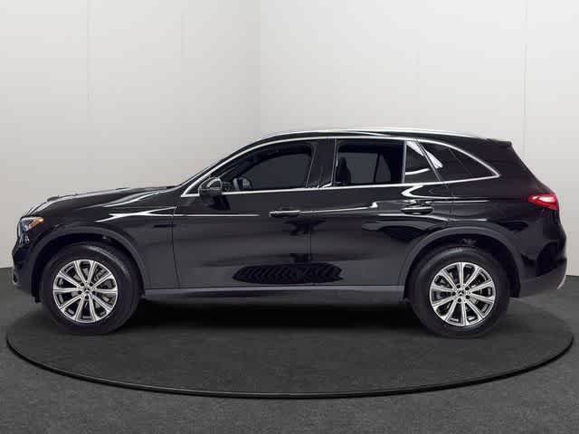 Certified 2026 Mercedes-Benz GLC 300 4MATIC image 3