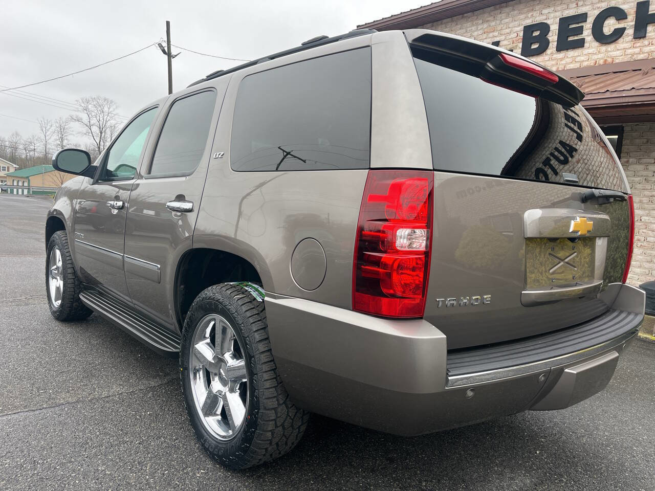 Used 2013 Chevrolet Tahoe LTZ image 8