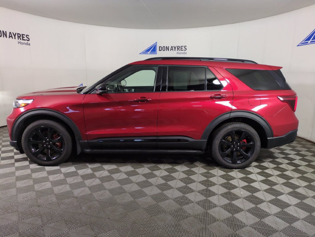 Used 2020 Ford Explorer ST w/ ST Street Pack AWD/4WD image 2
