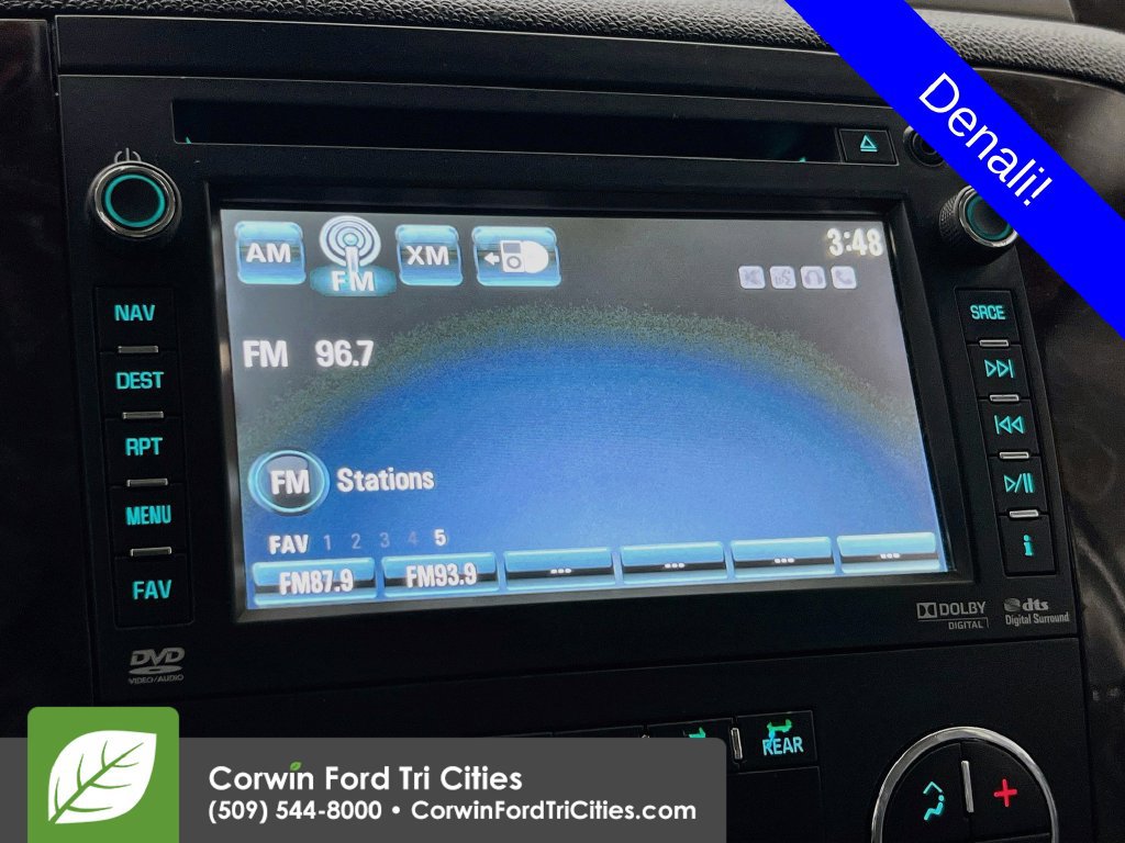 Used 2012 GMC Yukon Denali AWD/4WD image 22