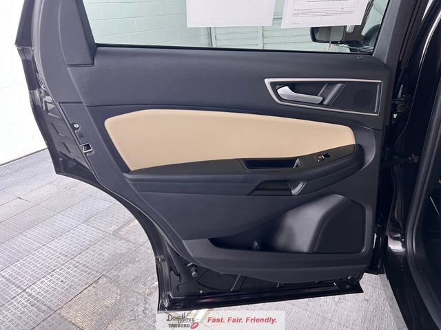 Used 2020 Ford Edge SEL w/ Convenience Package image 28