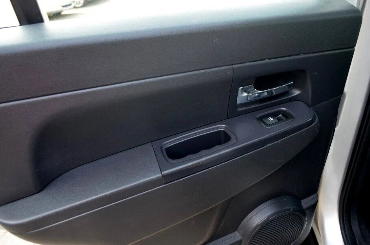 Used 2012 Jeep Liberty Sport image 22