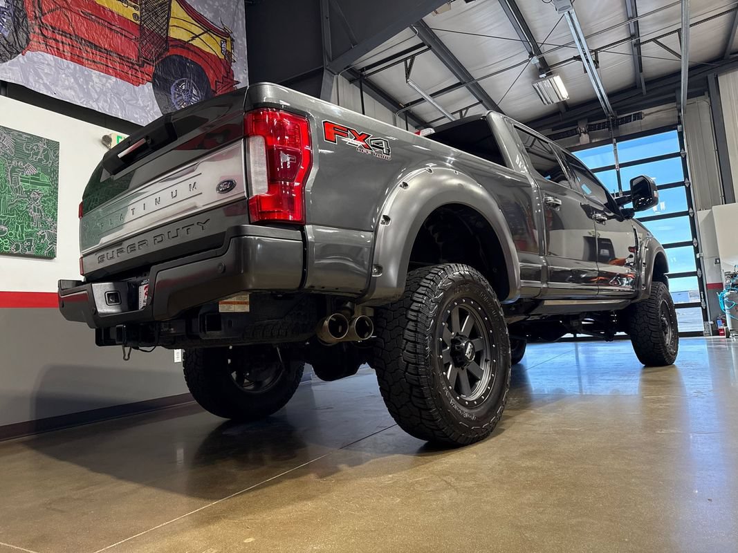 Used 2017 Ford F250 Platinum w/ Platinum Ultimate Package AWD/4WD image 30