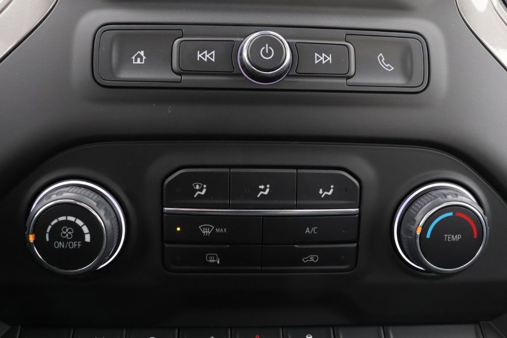 Used 2025 Chevrolet Silverado 1500 W/T image 16