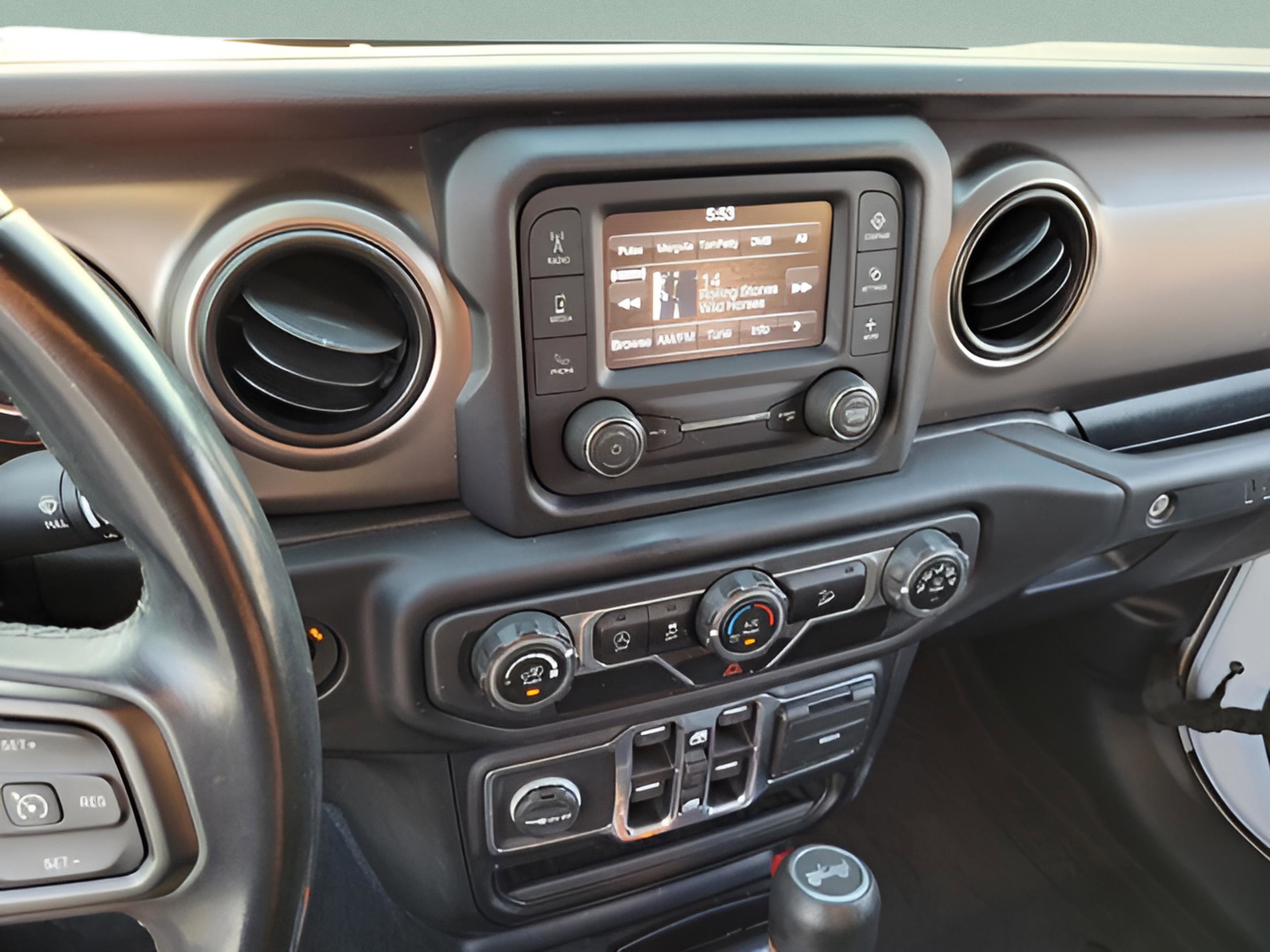 Used 2020 Jeep Wrangler Unlimited Sport image 15