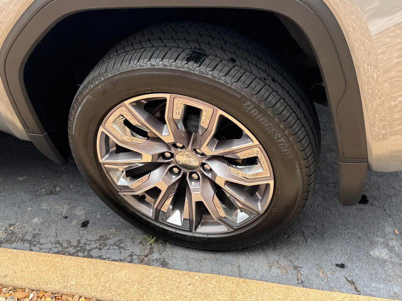 Used 2023 GMC Sierra 1500 Denali image 5