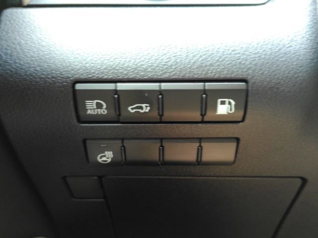 Used 2022 Lexus RX 450h AWD w/ Premium Package image 36