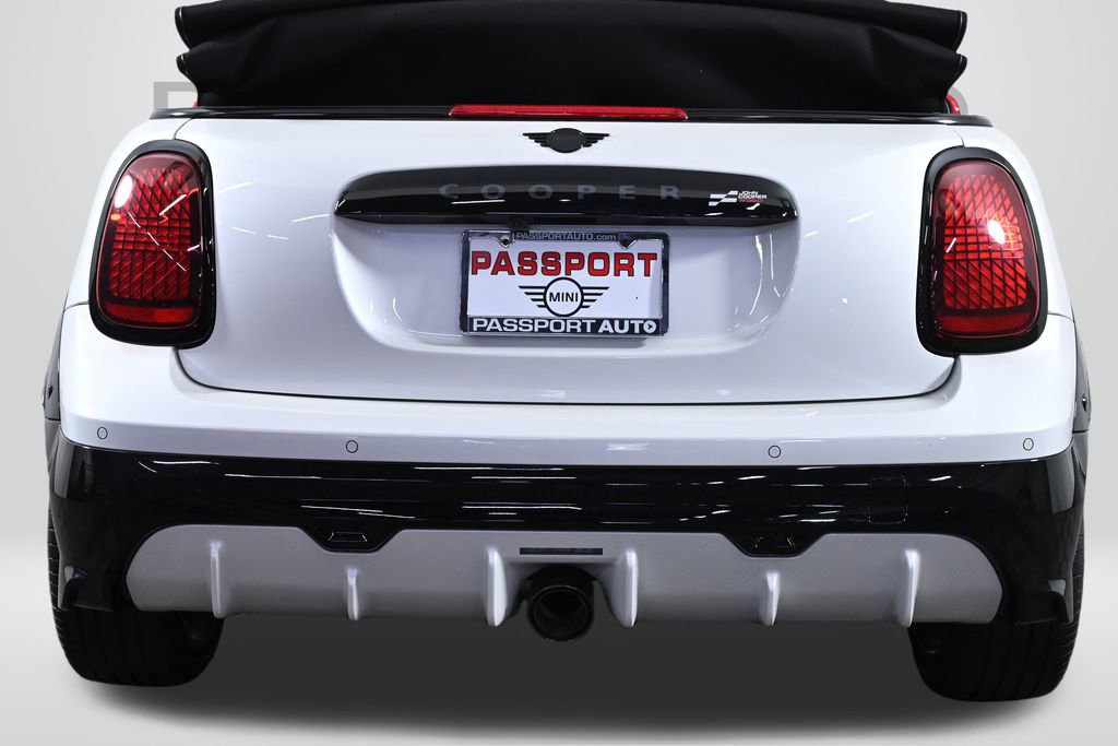 Certified 2025 MINI Cooper John Cooper Works image 9