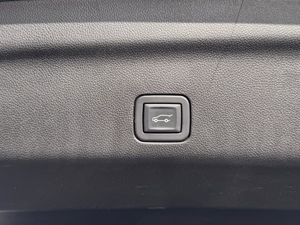 Used 2023 Chevrolet Tahoe LT RWD image 24