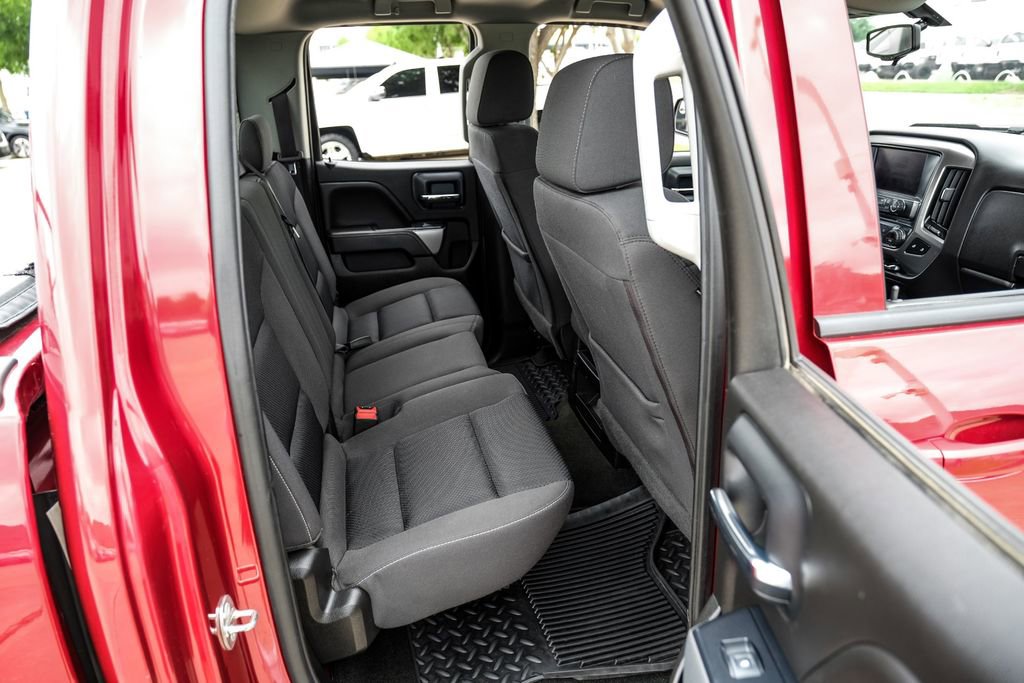 Used 2018 Chevrolet Silverado 1500 LT w/ All Star Edition AWD/4WD image 35