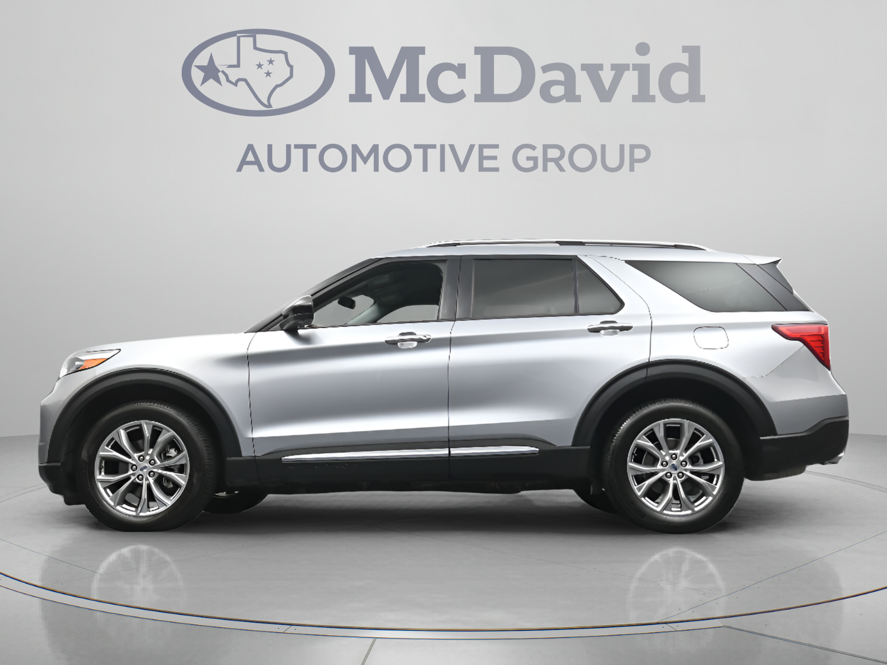 Used 2023 Ford Explorer Limited AWD/4WD image 28