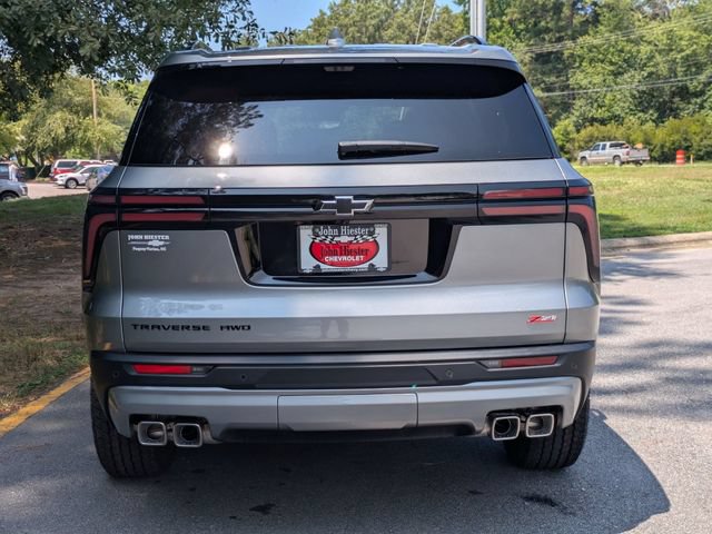 New 2026 Chevrolet Traverse Z71 w/ Enhanced Driving Package AWD/4WD image 3