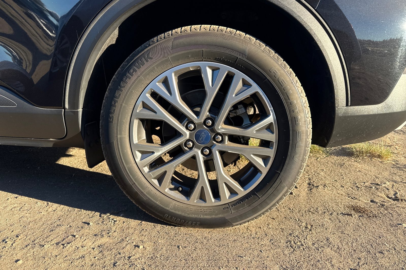 Used 2020 Ford Escape SEL AWD/4WD image 3