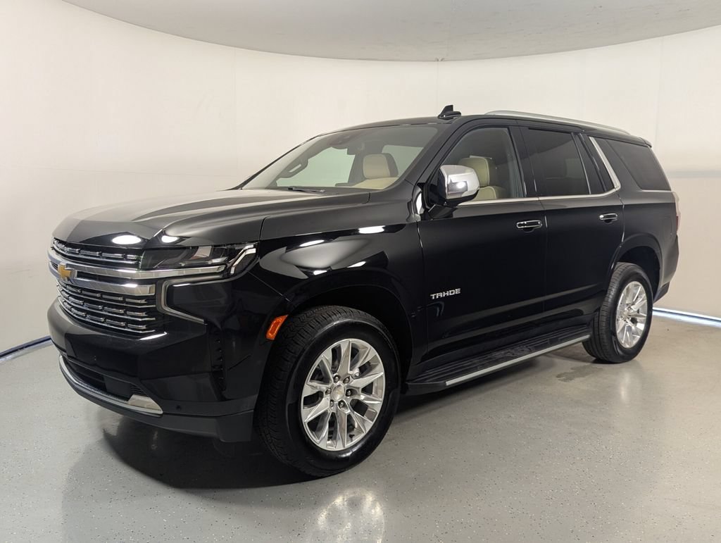 Used 2024 Chevrolet Tahoe Premier AWD/4WD image 3