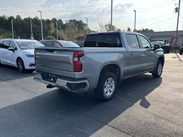 Used 2025 Chevrolet Silverado 1500 LT AWD/4WD image 3