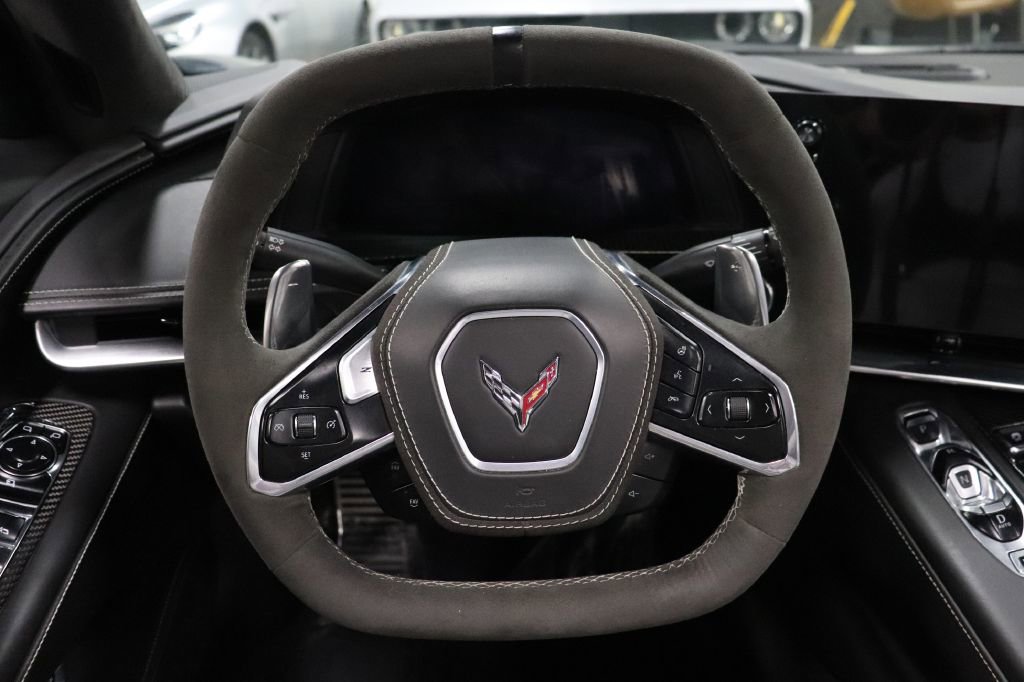 Used 2021 Chevrolet Corvette Stingray Premium Conv w/ Z51 Performance Package image 25