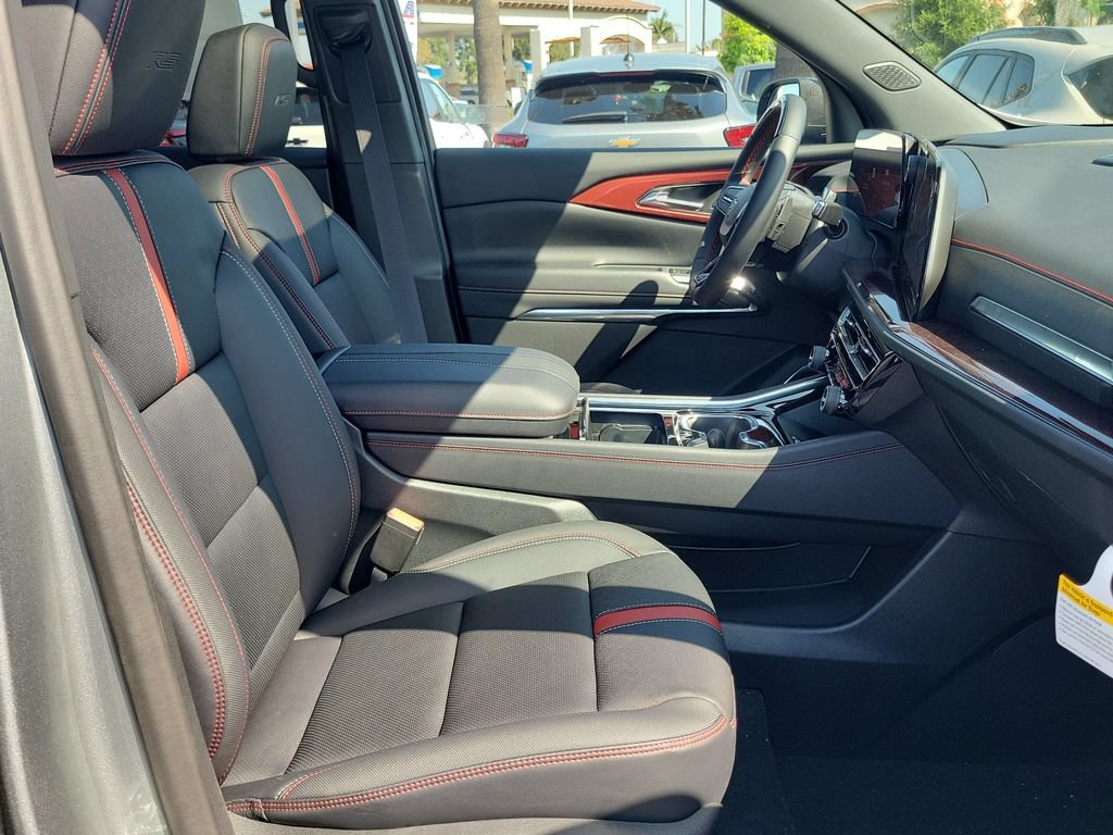 New 2026 Chevrolet Traverse RS FWD image 19