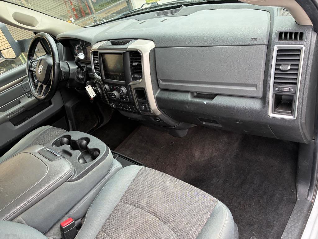Used 2016 RAM 2500 SLT w/ Comfort Group AWD/4WD image 21