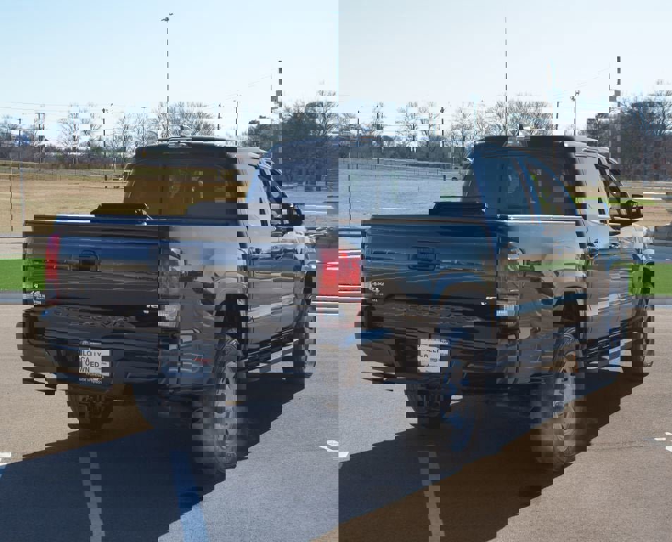 Used 2023 Toyota Tacoma SR image 18